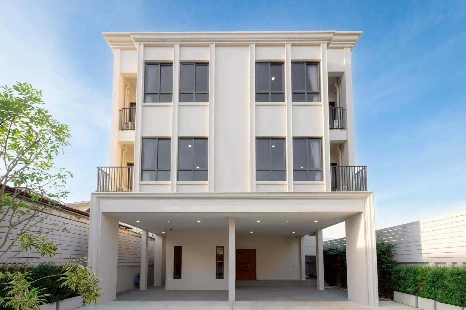 House For Sale วัดบวรนิเวศ, พระนคร, กรุงเทพมหานคร — photo 1